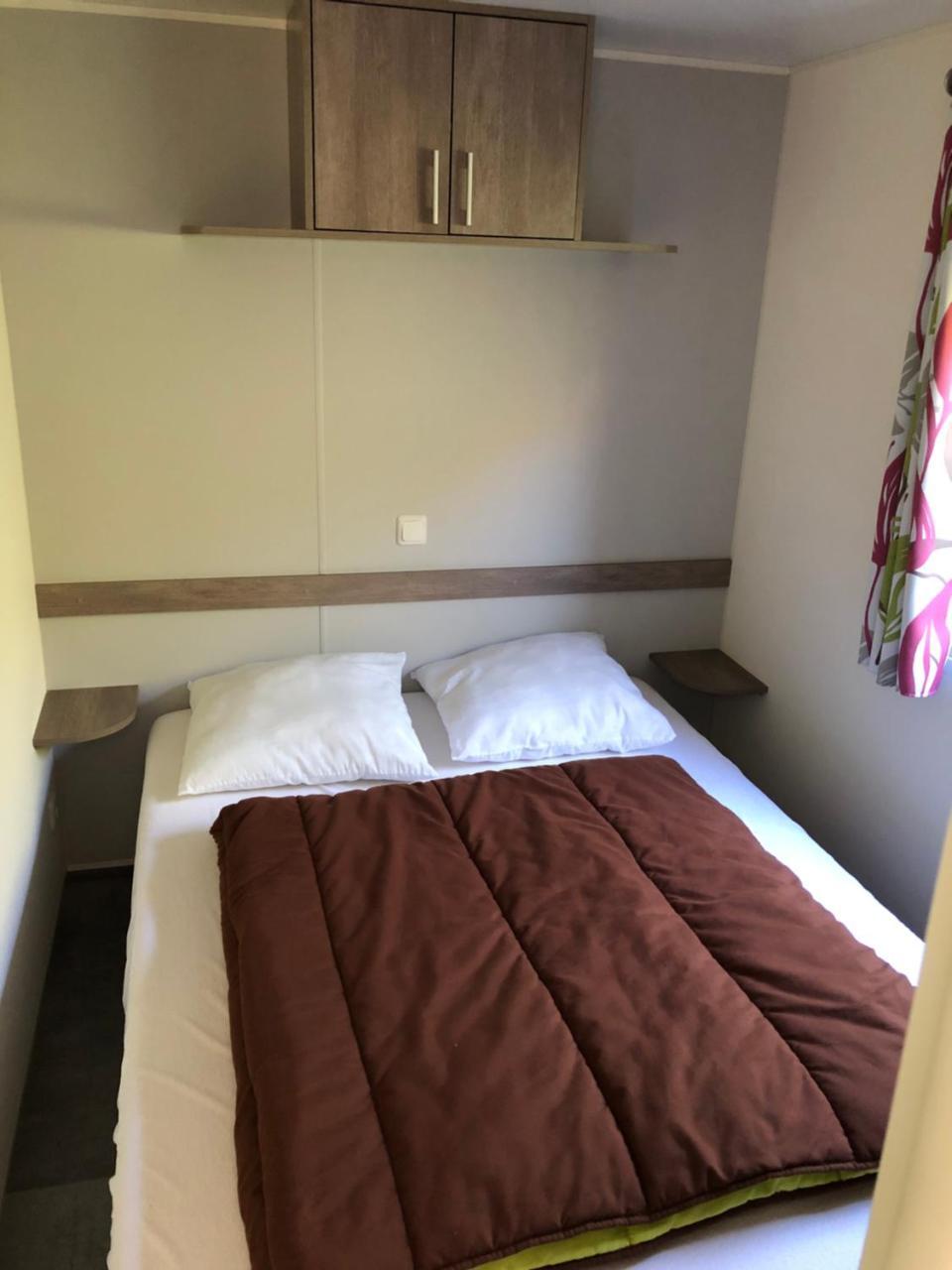 Camping La Mare Aux Fees Hotel Roquefeuil Zewnętrze zdjęcie